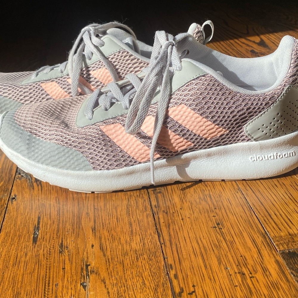 Adidas Cloudfoam Size 9